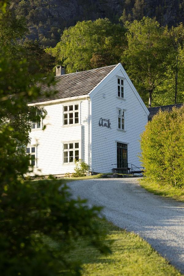 Hotel Aak Åndalsnes Εξωτερικό φωτογραφία