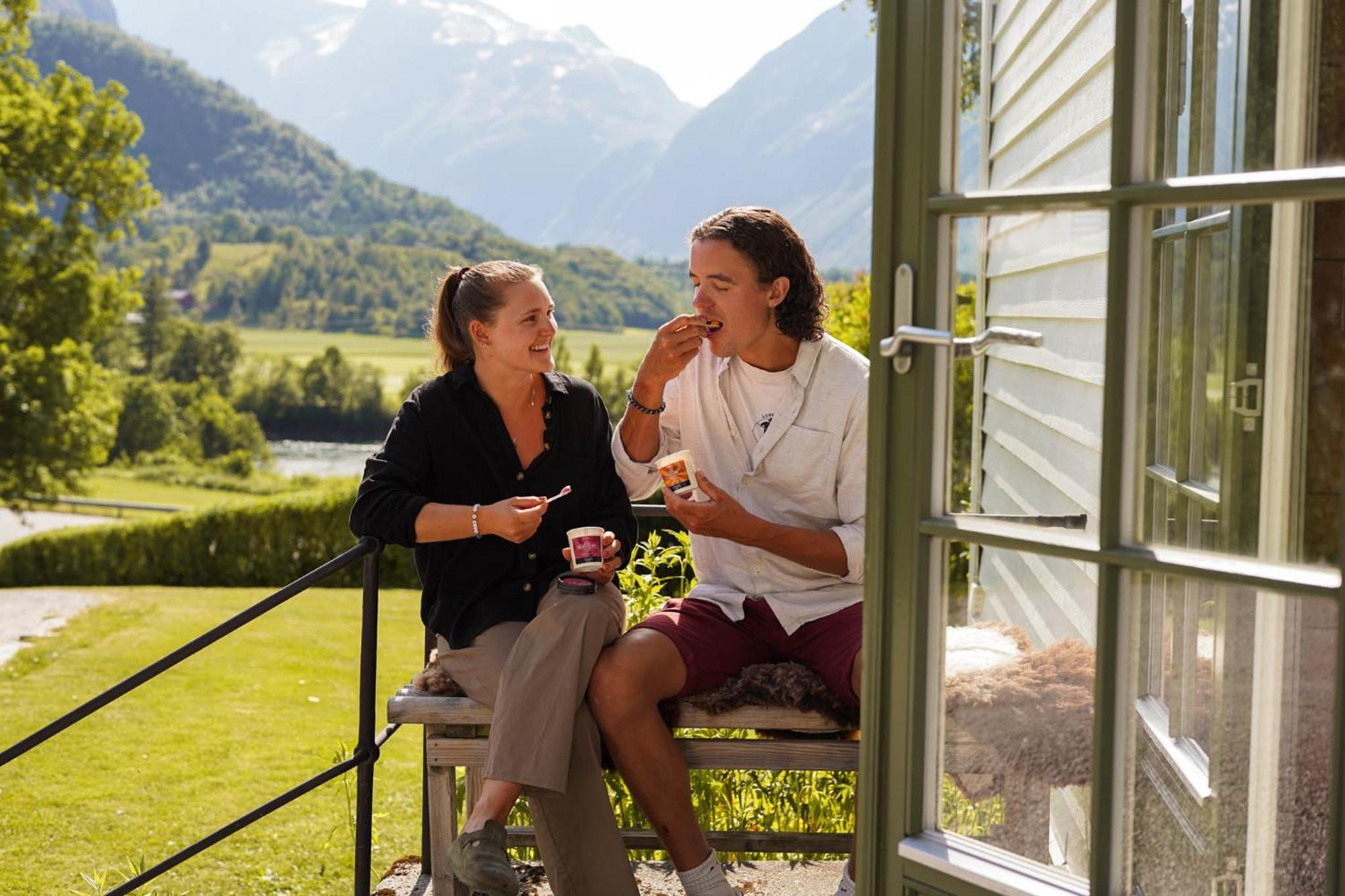 Hotel Aak Åndalsnes Εξωτερικό φωτογραφία